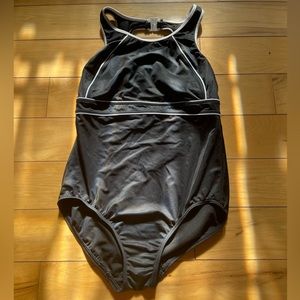 New Lands’ End One Piece Black and White Bathing Suit